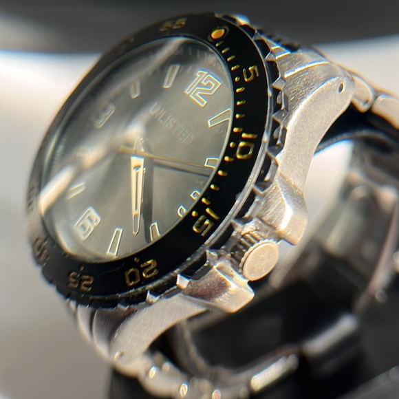 Unlisted Kenneth Cole Men's Watch - Picture 5 of 16